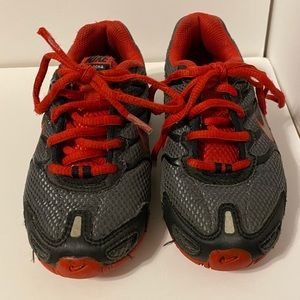 Nike kids Torch4 sneakers size 11c